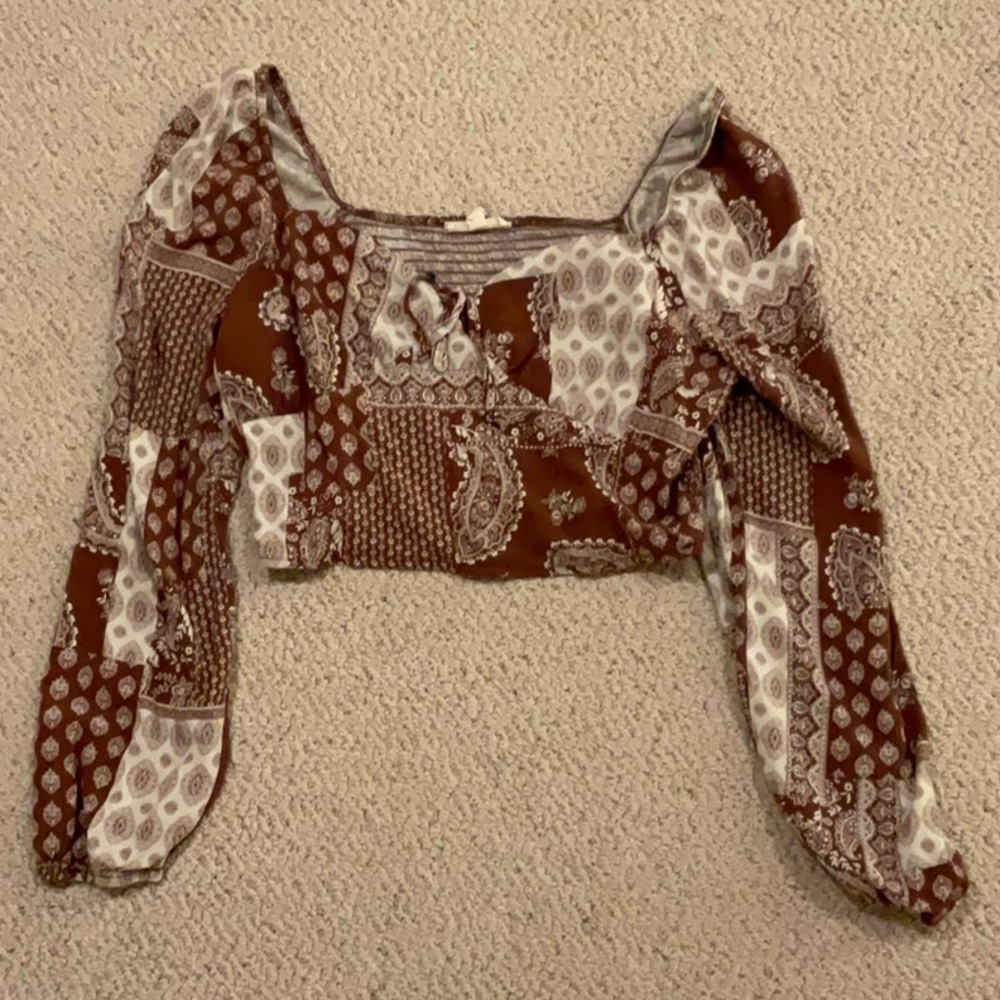 Western print puff sleeve crop top